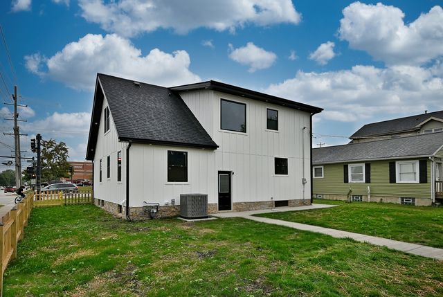 8321 W Ballard Road, Niles, IL 60714