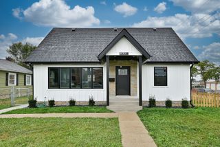 8321 W Ballard Road, Niles, IL 60714