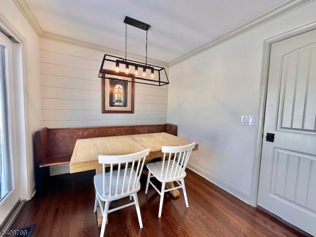 8 Willow Ct, Sayreville Boro, NJ 08859