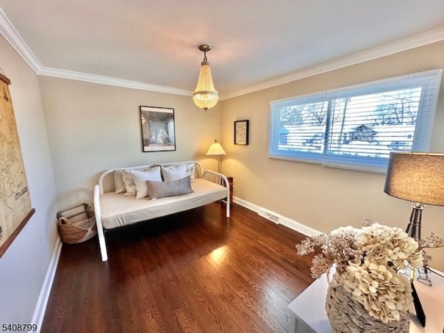 8 Willow Ct, Sayreville Boro, NJ 08859