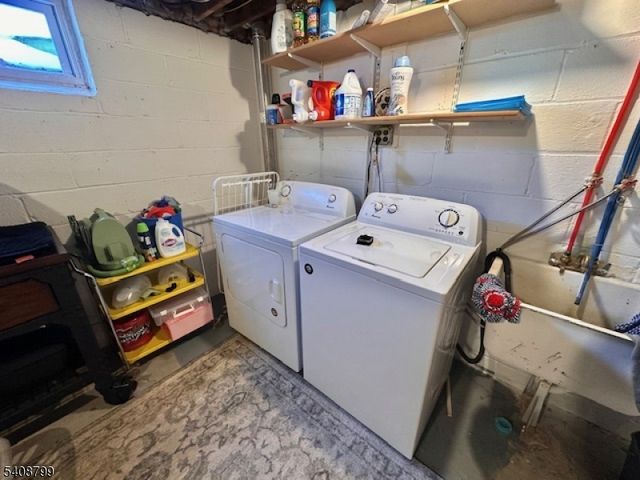 8 Willow Ct, Sayreville Boro, NJ 08859