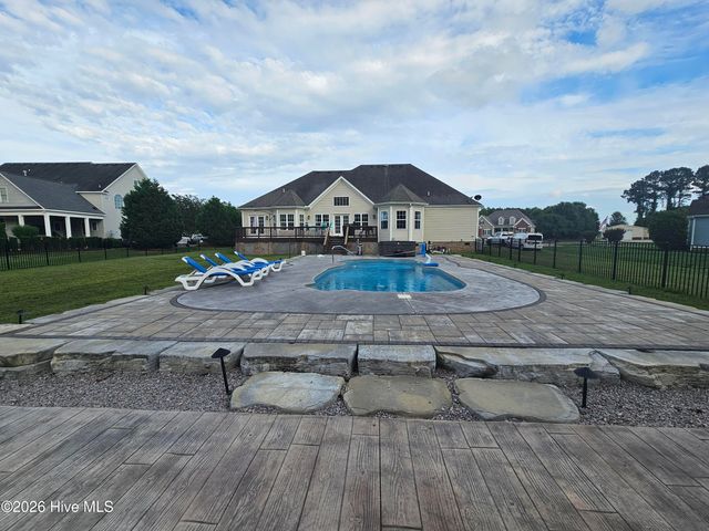 106 Gregg Court, Moyock, NC 27958