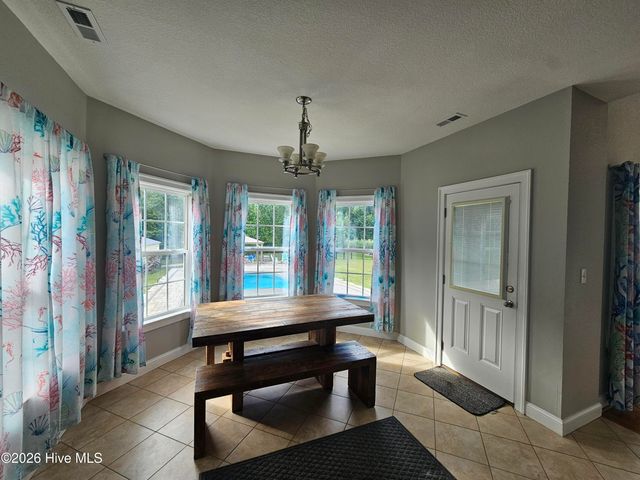106 Gregg Court, Moyock, NC 27958