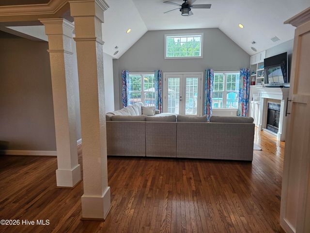106 Gregg Court, Moyock, NC 27958