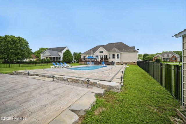 106 Gregg Court, Moyock, NC 27958