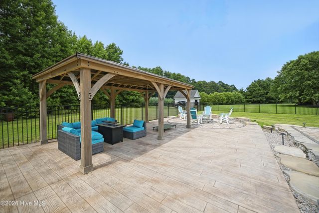 106 Gregg Court, Moyock, NC 27958