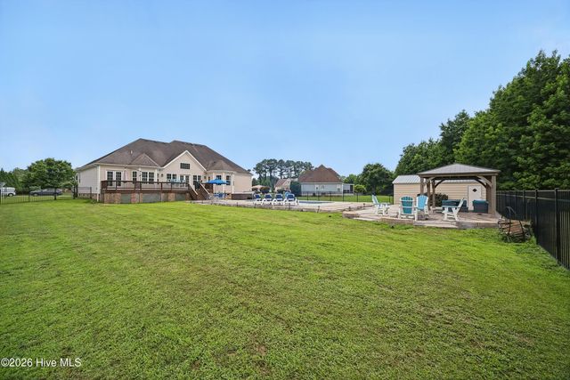 106 Gregg Court, Moyock, NC 27958
