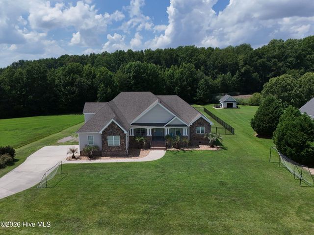 106 Gregg Court, Moyock, NC 27958