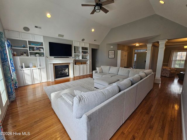 106 Gregg Court, Moyock, NC 27958