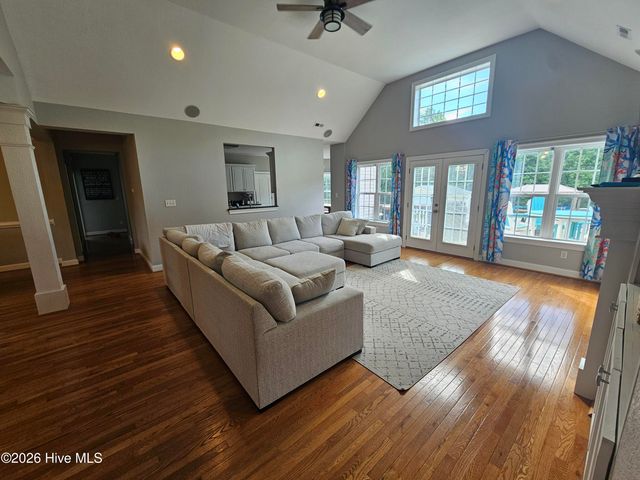 106 Gregg Court, Moyock, NC 27958
