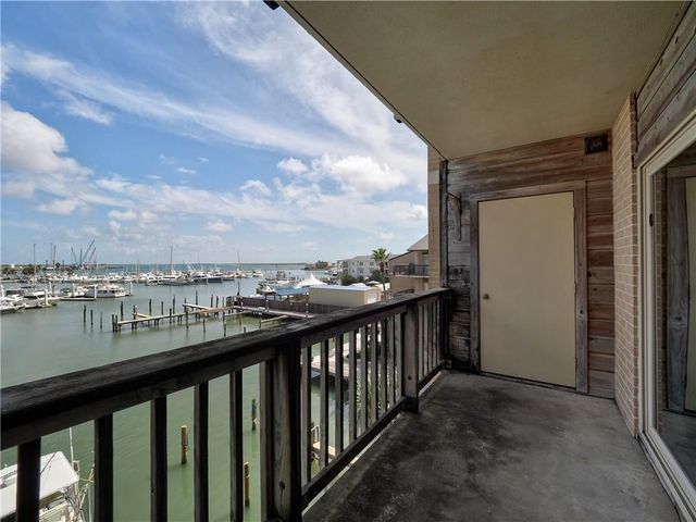 200 West Cotter Ave C3, Port Aransas, TX 78373
