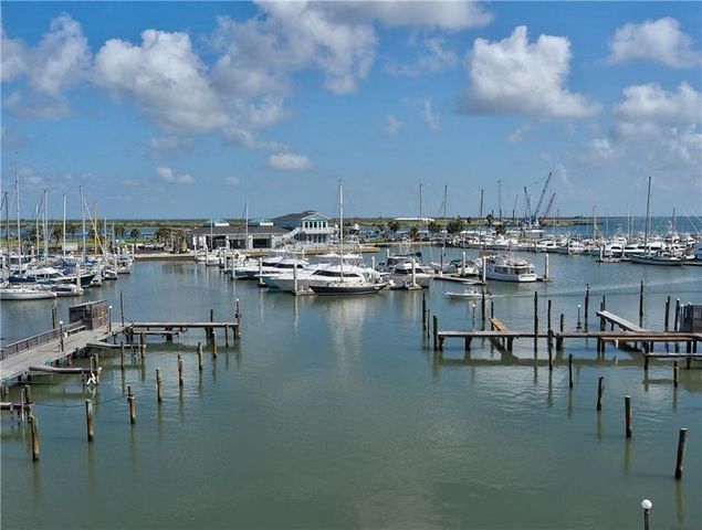 200 West Cotter Ave C3, Port Aransas, TX 78373