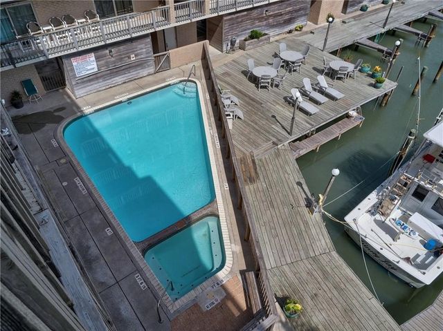 200 West Cotter Ave C3, Port Aransas, TX 78373