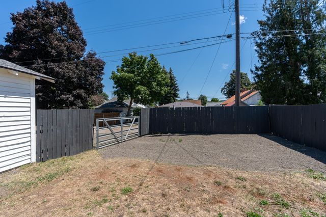 4818 N Lee St, Spokane, WA 99207
