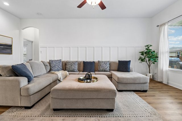 5465 Tuxbury Pond Drive, Fort Worth, TX 76179