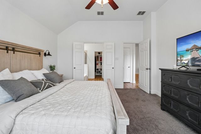 5465 Tuxbury Pond Drive, Fort Worth, TX 76179