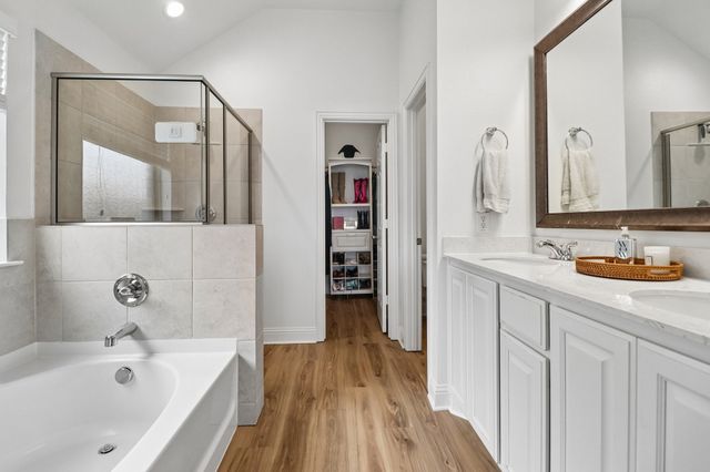 5465 Tuxbury Pond Drive, Fort Worth, TX 76179