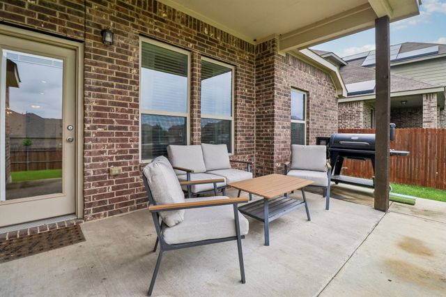 5465 Tuxbury Pond Drive, Fort Worth, TX 76179