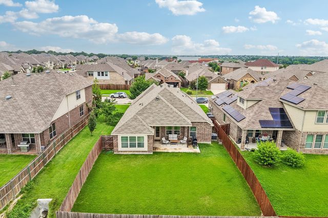 5465 Tuxbury Pond Drive, Fort Worth, TX 76179