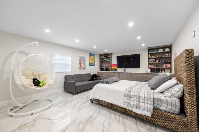 2307 N Riverside Drive, Pompano Beach, FL 33062