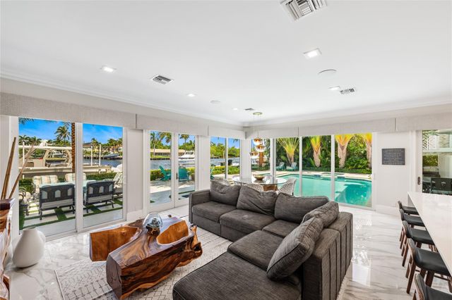 2307 N Riverside Drive, Pompano Beach, FL 33062