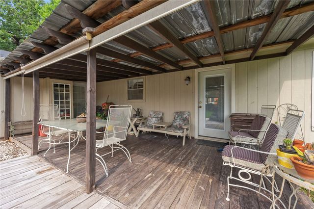 4009 Woodcrest Drive, Bryan, TX 77802