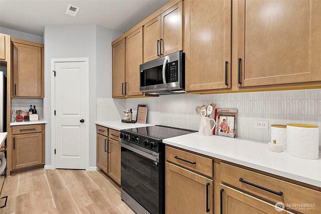 24511 111th Avenue SE, Kent, WA 98030