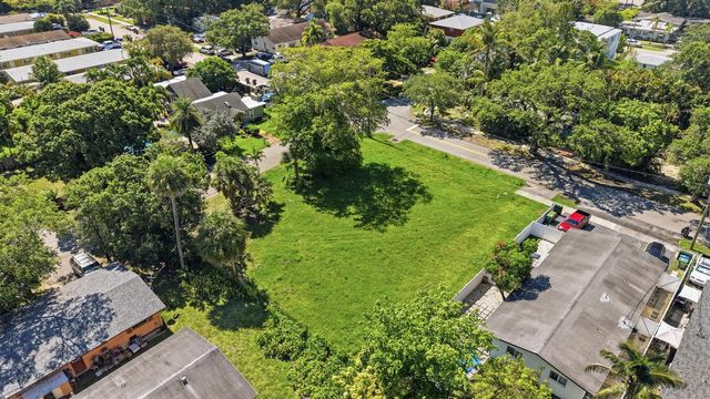 2009 SW 18th Avenue, Fort Lauderdale, FL 33315