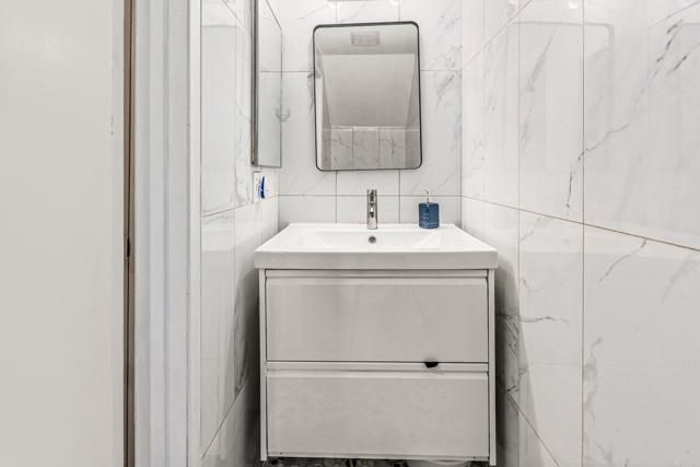 3446 Los Mochis Way, Oceanside, CA 92056