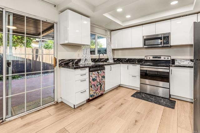 3446 Los Mochis Way, Oceanside, CA 92056