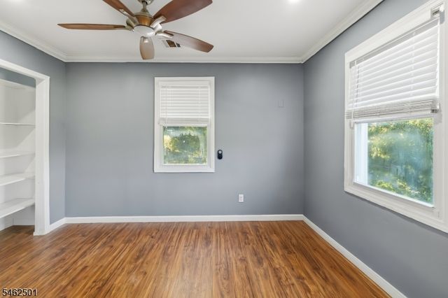 20 Greenwood Ave, Wanaque Boro, NJ 07420