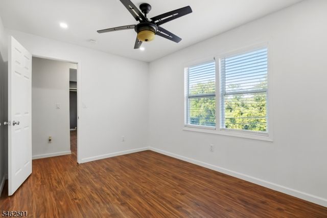 20 Greenwood Ave, Wanaque Boro, NJ 07420