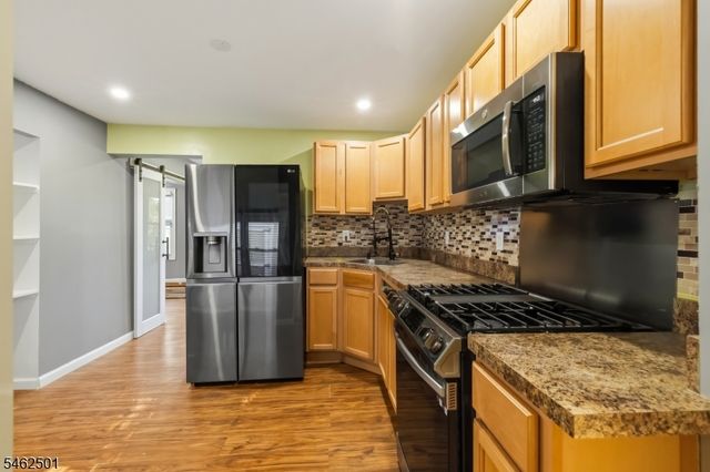20 Greenwood Ave, Wanaque Boro, NJ 07420