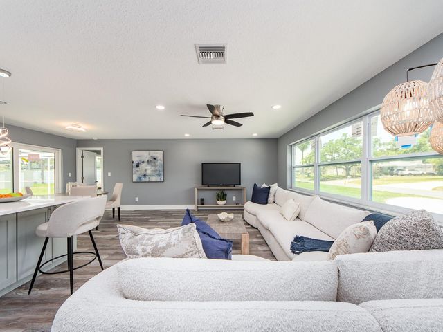 201 HARBOR BLUFF DRIVE, Largo, FL 33770