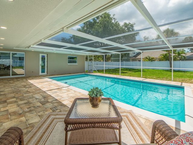 201 HARBOR BLUFF DRIVE, Largo, FL 33770