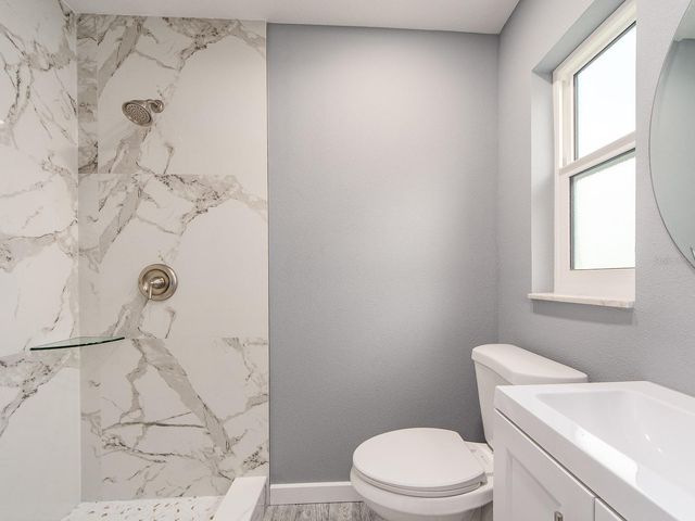 201 HARBOR BLUFF DRIVE, Largo, FL 33770