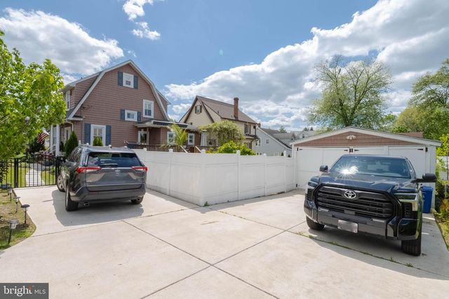 4500 RIDGE AVE, Halethorpe, MD 21227