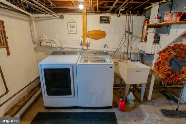 4500 RIDGE AVE, Halethorpe, MD 21227