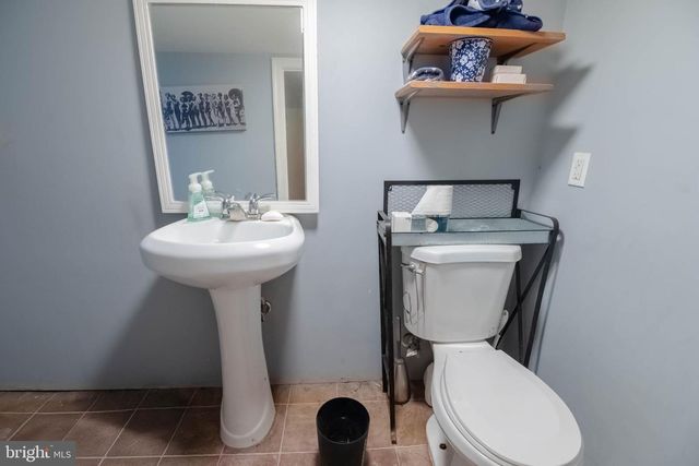 4500 RIDGE AVE, Halethorpe, MD 21227