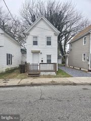 909 PINE ST, Cambridge, MD 21613