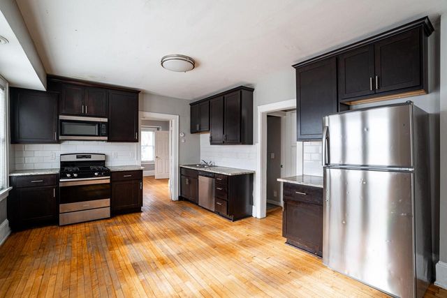 2438 N Pierce STREET, Milwaukee, WI 53212