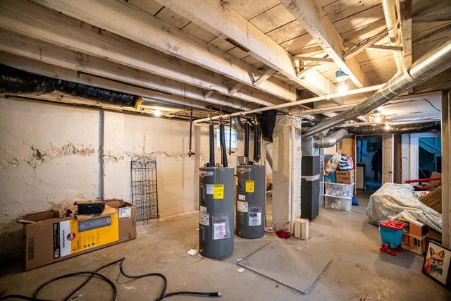 2438 N Pierce STREET, Milwaukee, WI 53212