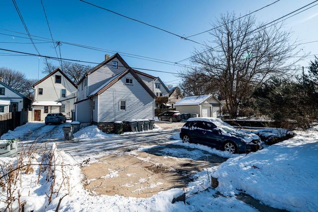 2438 N Pierce STREET, Milwaukee, WI 53212