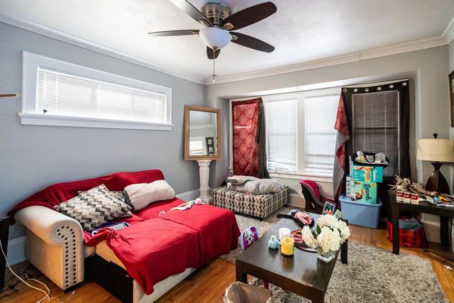 2438 N Pierce STREET, Milwaukee, WI 53212