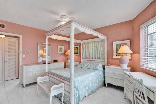 18746 NE 18th Avenue 146, Miami, FL 33179