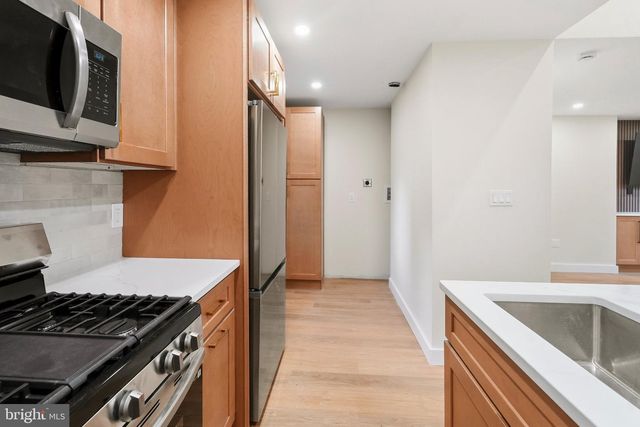 3022 WESTFALL PL, Falls Church, VA 22042