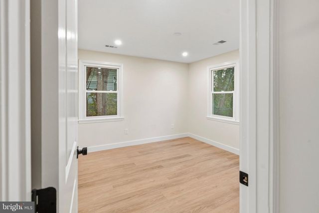 3022 WESTFALL PL, Falls Church, VA 22042