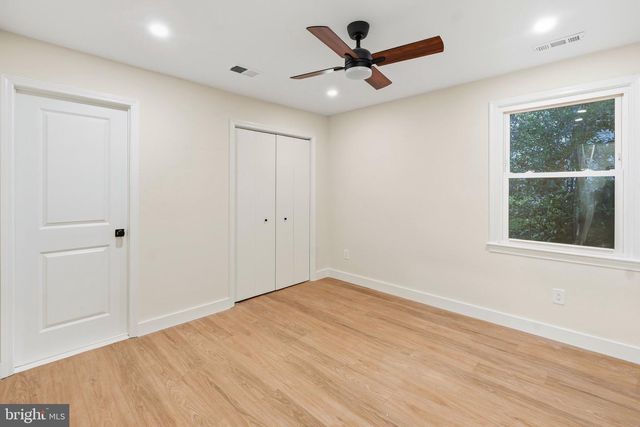 3022 WESTFALL PL, Falls Church, VA 22042
