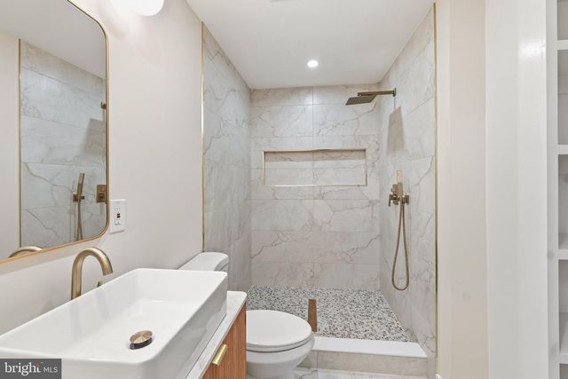 3022 WESTFALL PL, Falls Church, VA 22042
