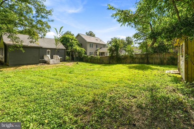 3022 WESTFALL PL, Falls Church, VA 22042